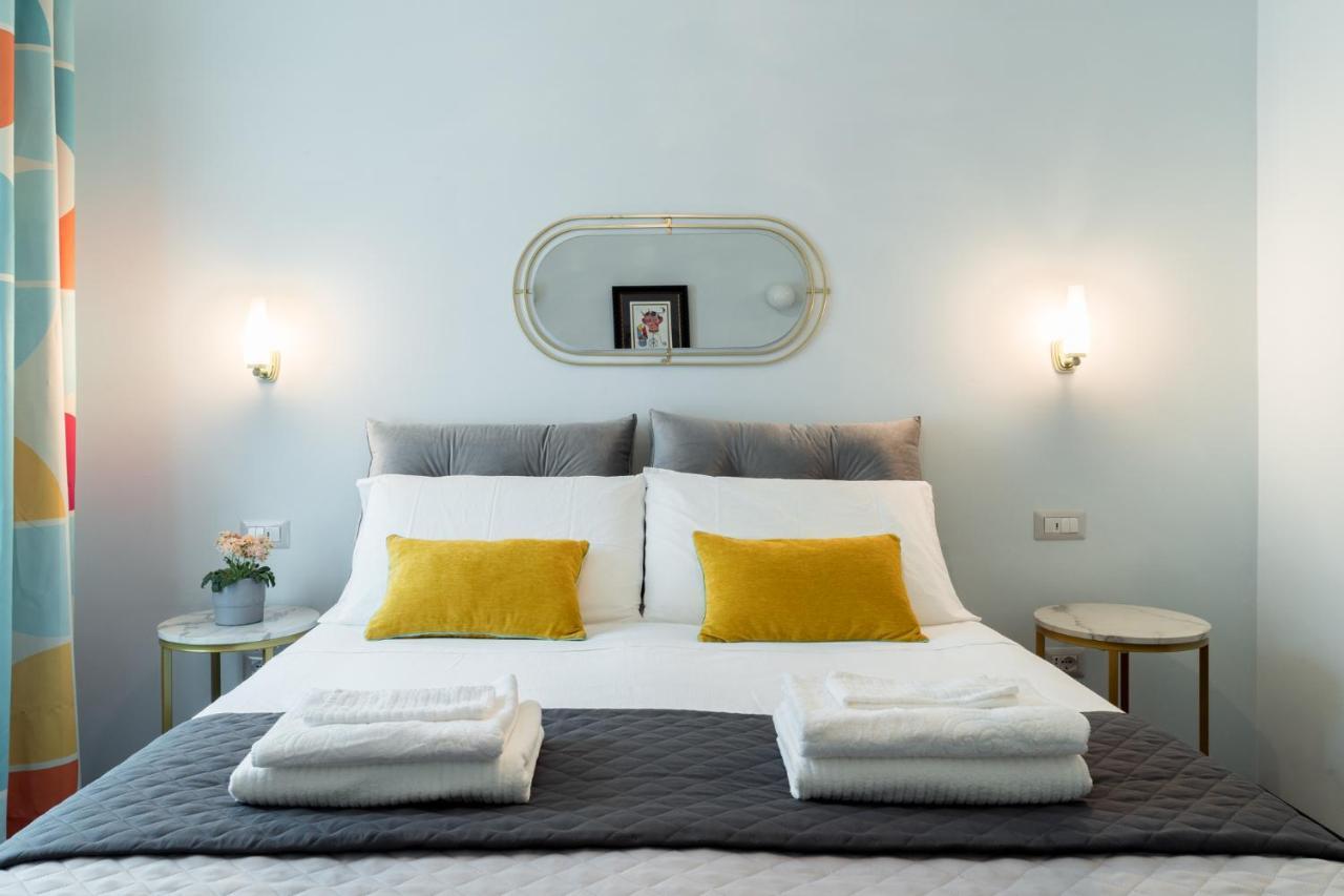 Contus Retro Guest House Cagliari Buitenkant foto